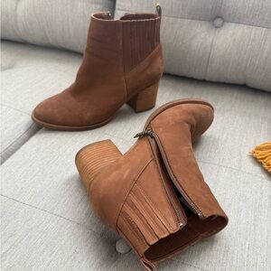 Blondo waterproof Brown Ankle Boots size 7.5